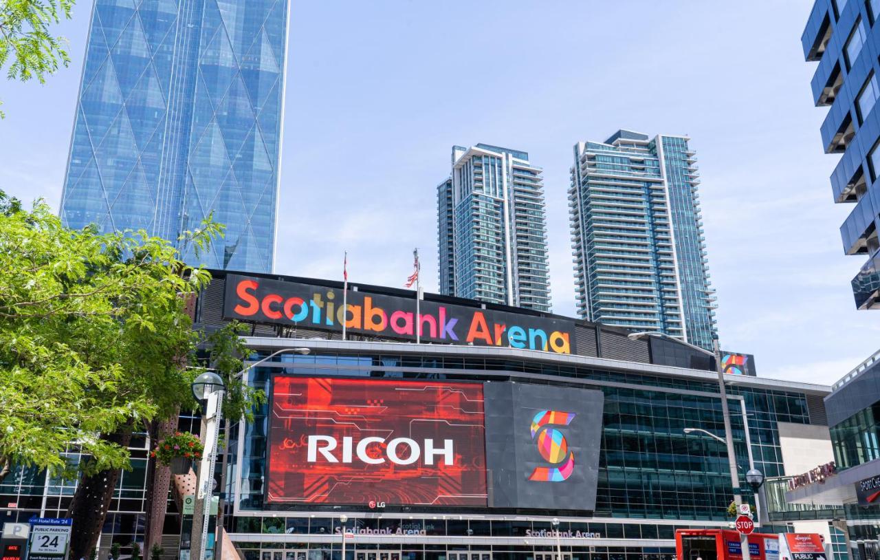 Апарт готель Beautiful Modern Toronto Luxurious Scotiabank Arena Екстер'єр фото